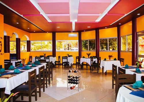 Ресторан, La Vallée de Bana (La Vallee de Bana) in Бана