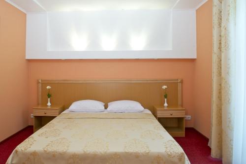 Optima Hotel Deluxe - image 12