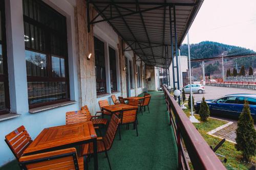 Étterem, Motel Piatra Corbului in Bicaz