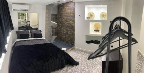 Modern Room with Indoor Shower Near the River - Quarto Moderno com Duche interior Próximo da Ribeira 1