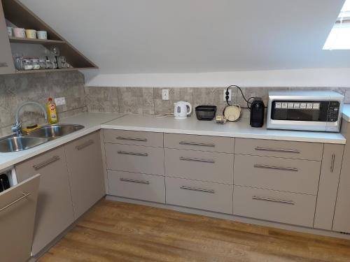 Palvelut, Kedves Apartman in Szigeti Kulvaros