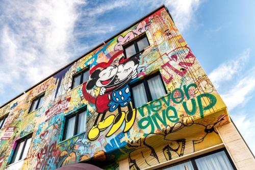 Muraless Art Hotel - WorldHotels Crafted