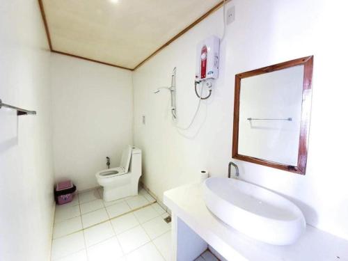 Keira Backpackers – El Nido, WI