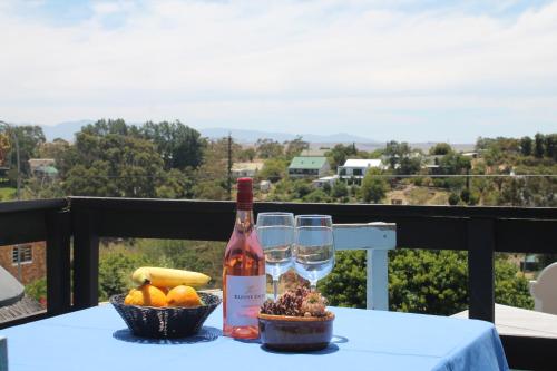 Vaade, Pascal's of Napier in Napier