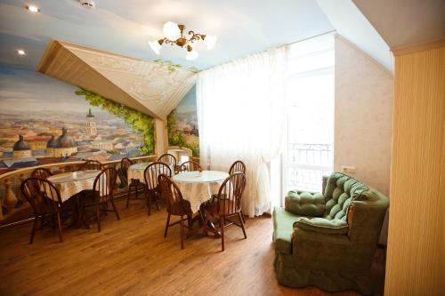 مطعم, Mini-Hotel Guest House Inn Lviv in مقاطعة ليشاكيفسكي
