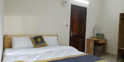 1 queen bed