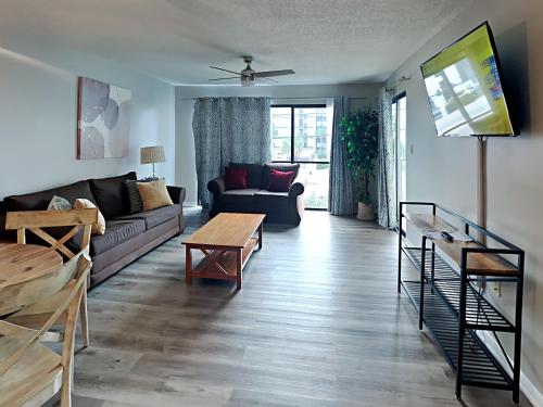 Edgewater Villa 3309