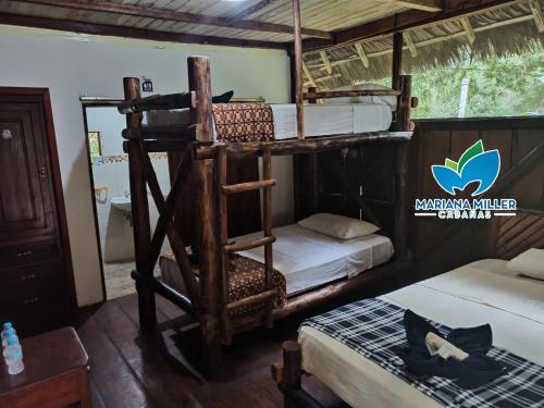 1 double bed, 1 bunk bed