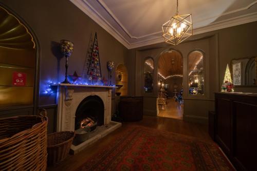 Beechfield House - image 4