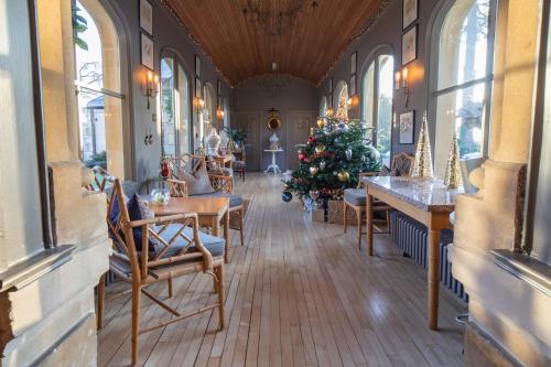 Beechfield House - image 3
