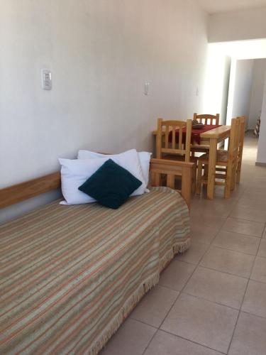 One-Bedroom Apartment image 10