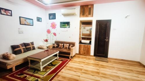 . Gokul Niwas Home Stay Udaipur