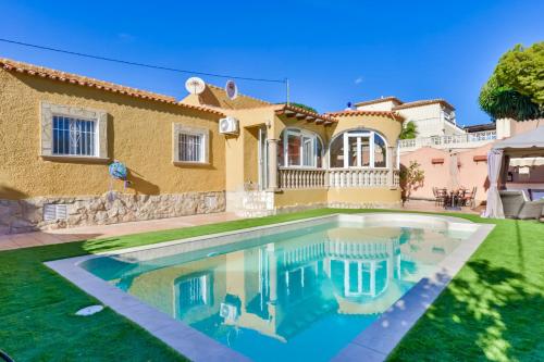 Villa image 4