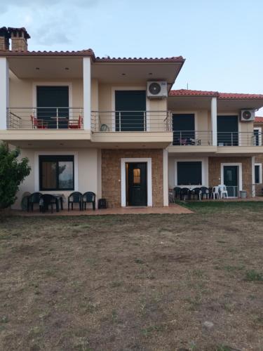  Hara's apartments in 63071 Psakoudia