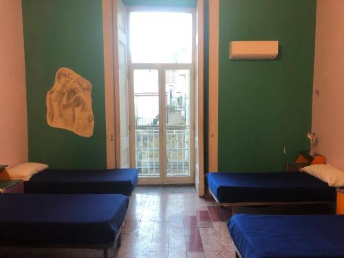 6 Small rooms