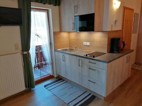 Konyha, Nikolaus und Evelyn Astner, Ferienwohnungen in Tropolach