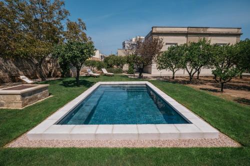 Swimming pool, Villa delle Zagare - private hydromassage pool in Surbo