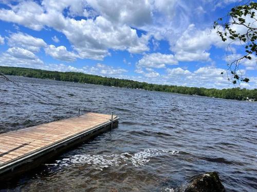 Marmora Hideaway – Cozy Waterfront Retreat