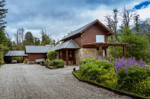 Cottage with Garden View