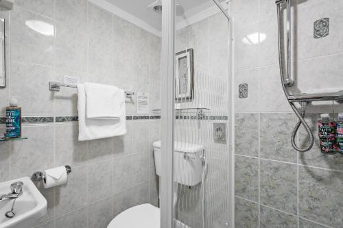 Superior Double Room image 7