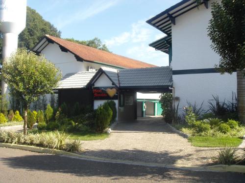 Motel Avenida (Adult Only), Грамаду