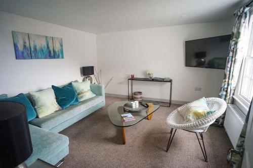 Franks, Cowes - Sleeps 4 - 2 Bed - 2 Bath - Central Location