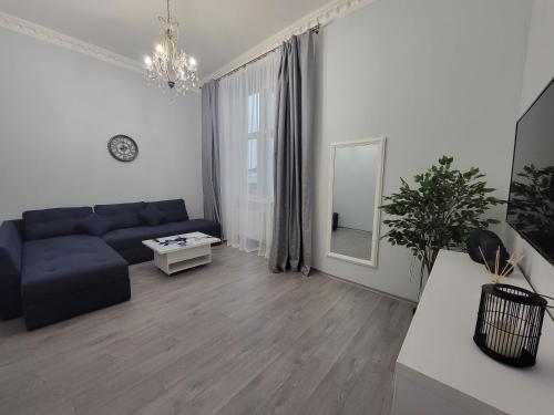 One-Bedroom Apartment image 8