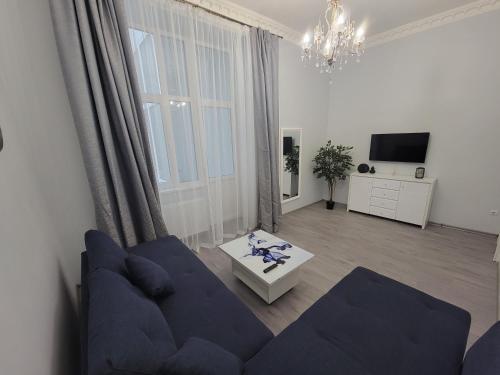 One-Bedroom Apartment image 7