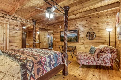 Mountain Jewel Game Room  Fire Pit Theater Area WIFI Pool access!!! - image 4