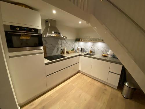 Kitchen, Saint Palais- Sincfal 26 in Sluis