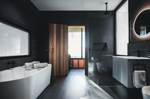 ฝักบัว, CABN McLaren Vale in แมคลาเรนเวล