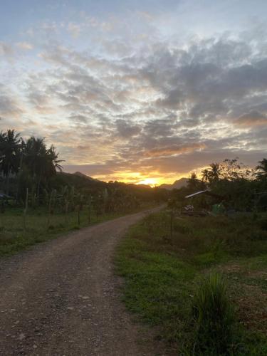 Inigtan Lio Bamboo Cottages