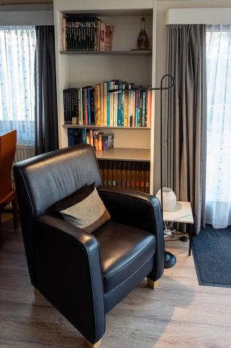 COZY & SPACIOUS PLACE ON A QUIET SPOT IN THE MIDDLE OF THE NETHERLANDS with free use of 2 women's and 2 men's bikes plus child seat, Putten (foto 3)
