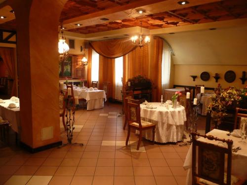 Azymut Hotel - Restauracja in Lodz City Center