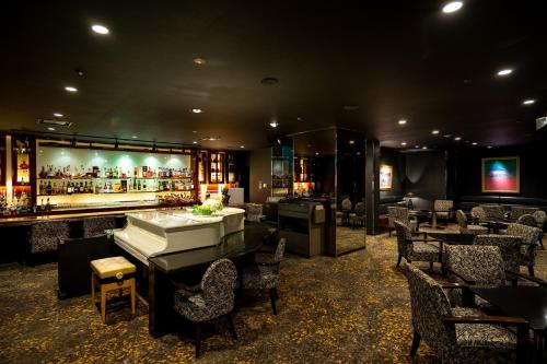 Bar/lounge, Hotel Nikko Osaka near Dotonbori