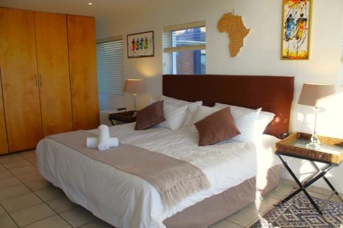 7th Wonder Beach Guest House Room Type - King Room with Sea View