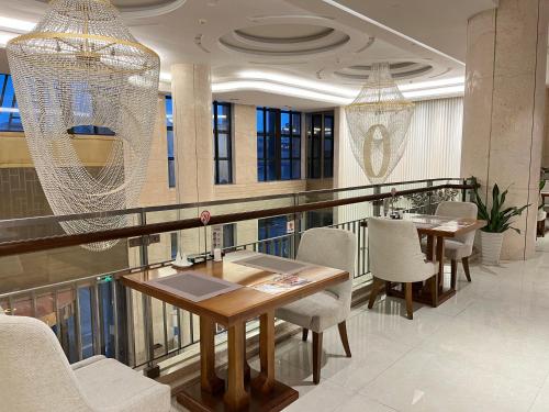 广州南鸿澳斯特酒店(南沙客运港站天后宫店) photo 5