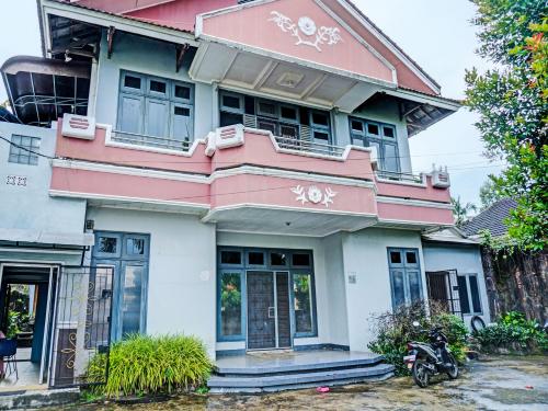 OYO 92189 Wisma Inayah Syariah