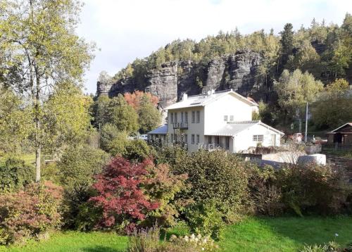 Ferienwohnung Parkblick im Badehaus