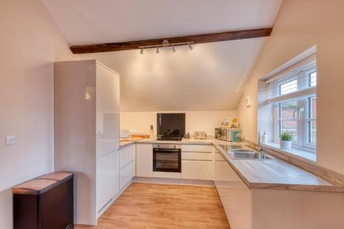 The Station Loft City Centre 1-Bed Apartment - Worcester