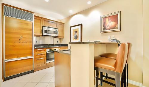 Amalz Balcony Suites at MGM Signature ! – Las Vegas, NV
