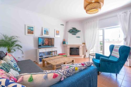 Large Burgau beach apartment