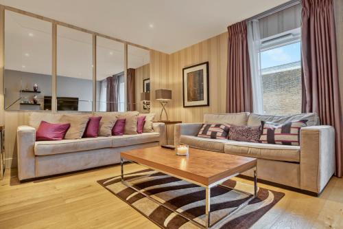 Picture of Modern 2 Bedroom & 2 Bathroom Apartment In Fulham