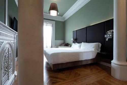 Petit Palace Lealtad Plaza - image 6