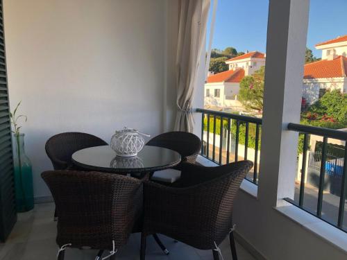 Apartamento en Urbanización Los Enebros Apartamento en Urbanización Los Enebros