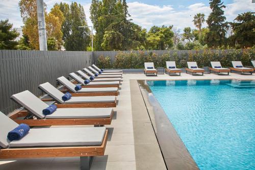 Glyfada Riviera Hotel - image 2