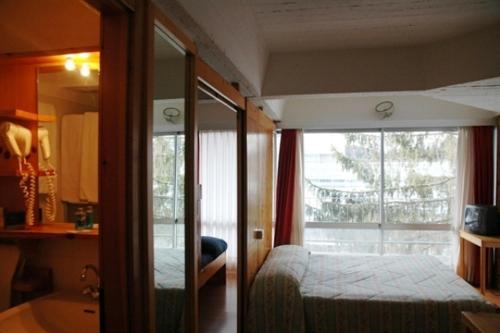 TH 1400 Hotel photo
