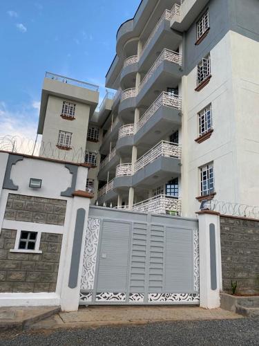 Rorot 2 bdrm stay located Annex home away(bright) in Eldoret