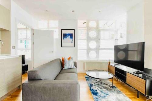 Canary wharf Luxury apartment