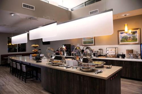 Best Western Plus West Lawrence - image 7